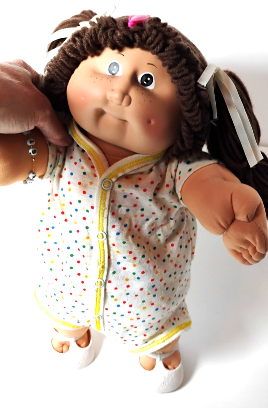 Vintage 1982 Signed Cabbage Patch Kids Maureen Stacey Doll Box Papers Bracelet